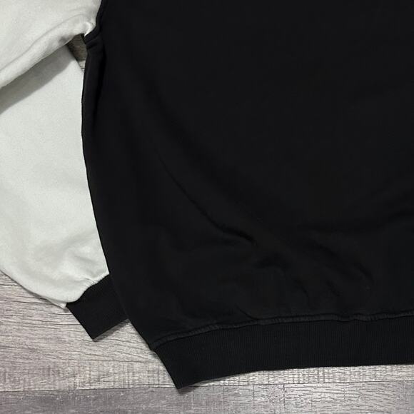 GDS University Iowa Hawkeyes Sweatshirt Womens M Black White Cotton Distressed - Picture 7 of 8